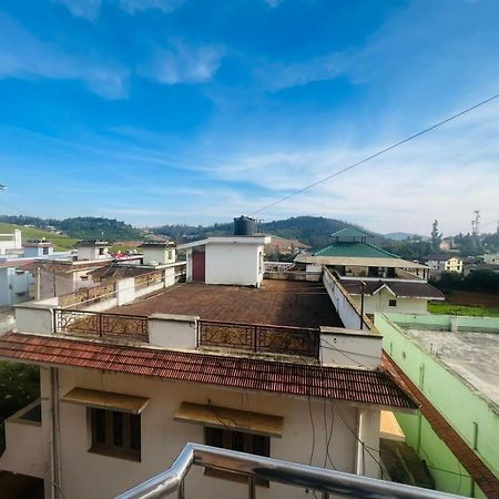 ホテル Ooty Vpr Residency エクステリア 写真