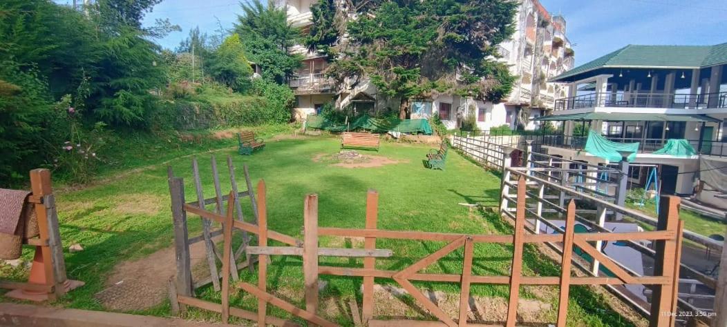 ホテル Ooty Vpr Residency エクステリア 写真