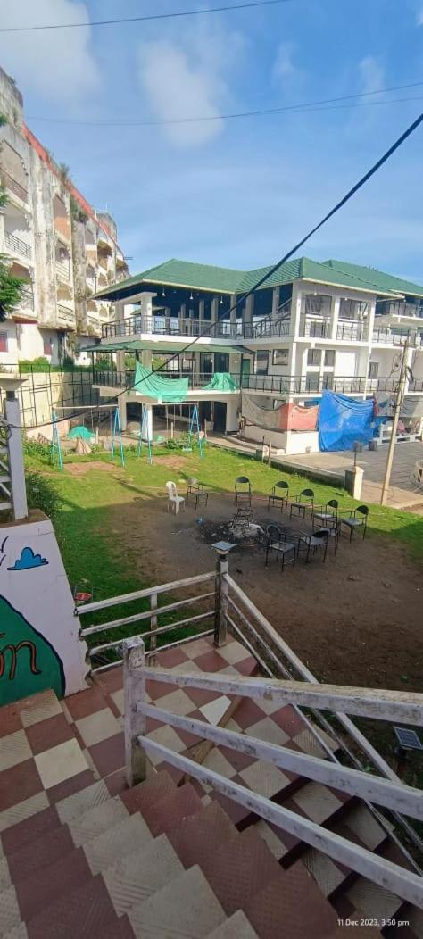 ホテル Ooty Vpr Residency エクステリア 写真