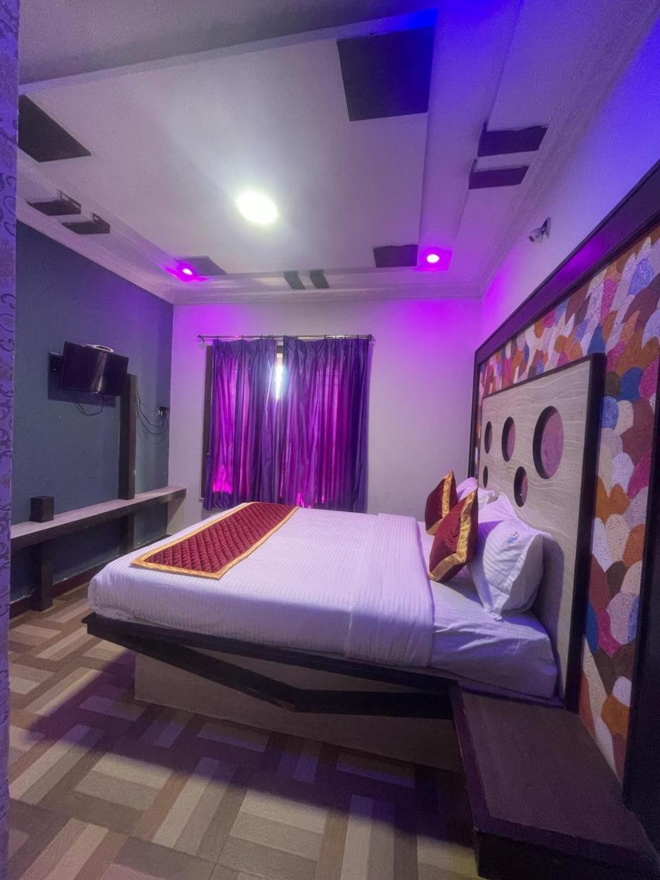 ホテル Ooty Vpr Residency エクステリア 写真