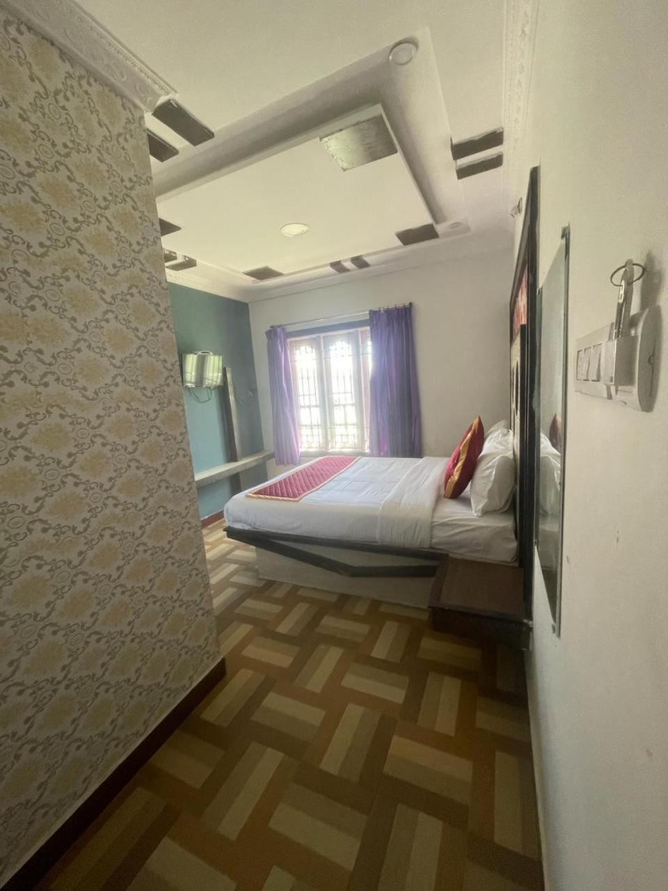 ホテル Ooty Vpr Residency エクステリア 写真