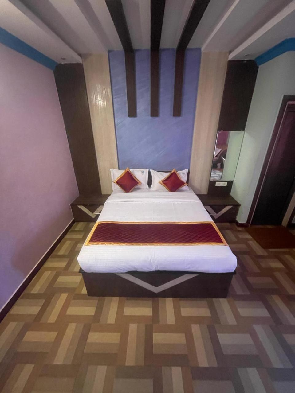 ホテル Ooty Vpr Residency エクステリア 写真